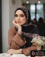 Black scarf with leopard print