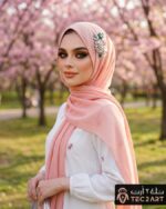 Pink chiffon scarf with diamond work